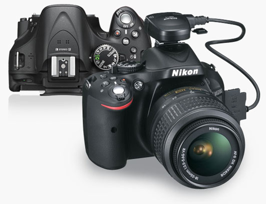 Nikon D5200 side